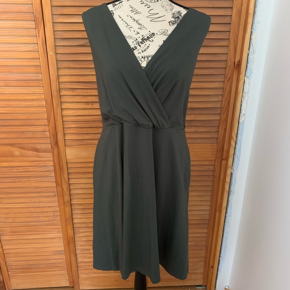 LOFT green A-line Modal/Cotton dress w/pockets!